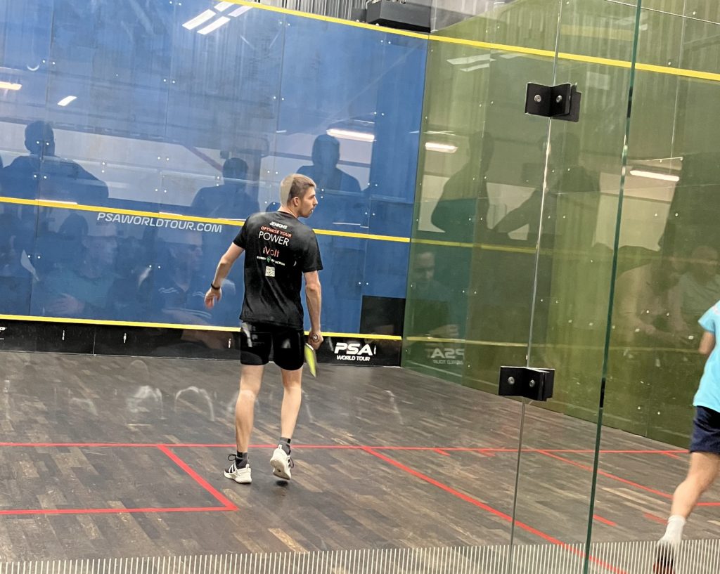 Club Squash pro, Miles Jenkins (Eng 23) Vs Eain Yow Ng of Surbiton